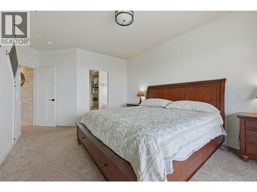 2200 Cortina Drive, Kelowna, BC - Indoor Photo Showing Bedroom
