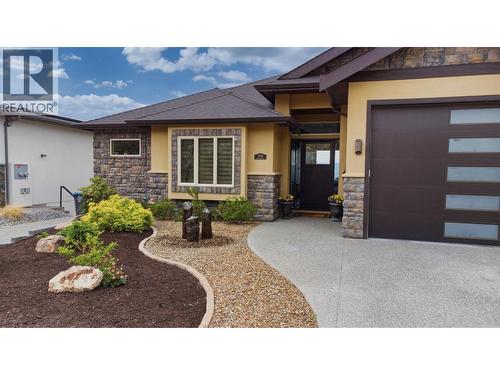 2200 Cortina Drive, Kelowna, BC - Outdoor With Facade