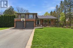 16 BANNISDALE WAY Hamilton, ON L0R 1H2