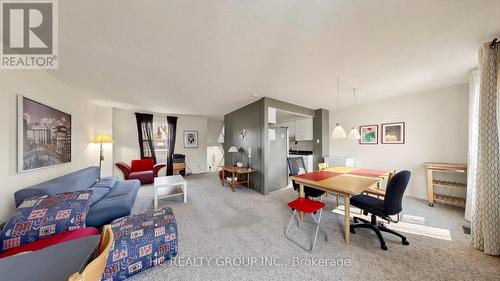1 - 433 Keats Way, Waterloo, ON - Indoor