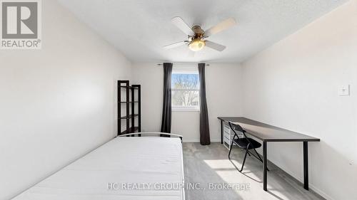 1 - 433 Keats Way, Waterloo, ON - Indoor Photo Showing Other Room