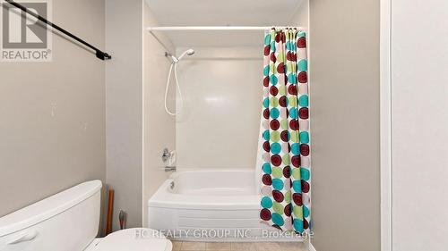 1 - 433 Keats Way, Waterloo, ON - Indoor Photo Showing Bathroom