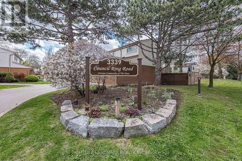 82 - 3339 COUNCIL RING ROAD  Mississauga, ON L5L 2A9