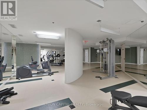 622 - 75 Norman Bethune Avenue E, Richmond Hill, ON - Indoor Photo Showing Gym Room