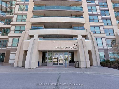 622 - 75 Norman Bethune Avenue E, Richmond Hill, ON - Outdoor With Balcony With Facade