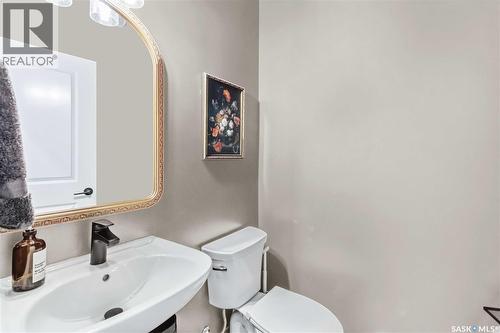 26 625 Dagnone Crescent, Saskatoon, SK - Indoor Photo Showing Bathroom
