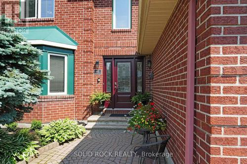 41 Framingham Crescent, Ottawa, ON - Outdoor With Exterior