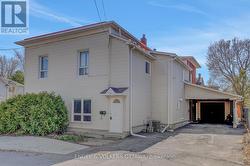 504 HILSON AVENUE Ottawa, ON K1Z 6C7