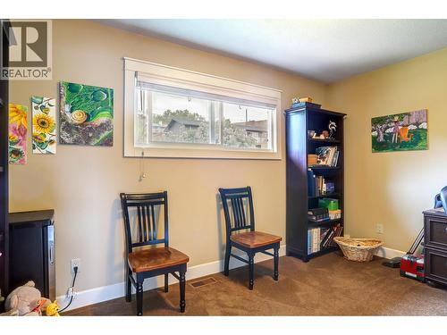 8308 Kalview Drive, Coldstream, BC - Indoor