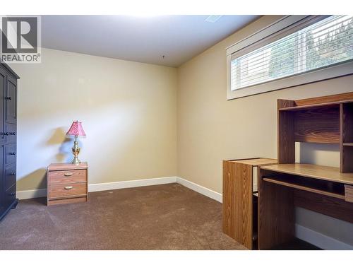 8308 Kalview Drive, Coldstream, BC - Indoor