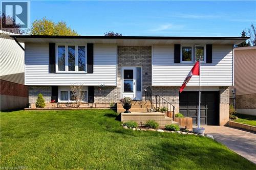 16 SANDLEWOOD Avenue  Brantford, ON N3V 1C6