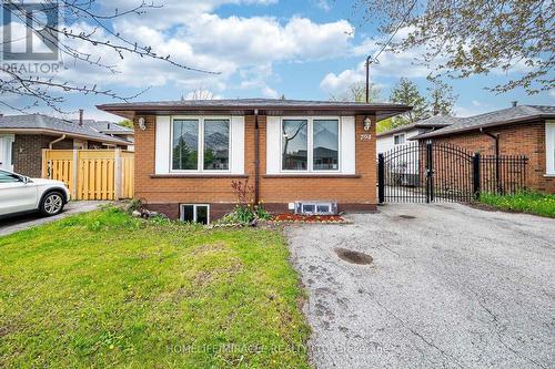 794 Stone Church Road E, Hamilton, ON - Outdoor