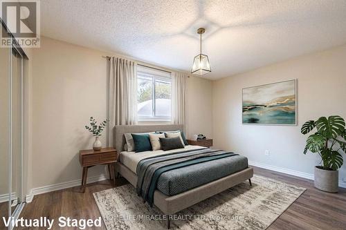 794 Stone Church Road E, Hamilton, ON - Indoor Photo Showing Bedroom