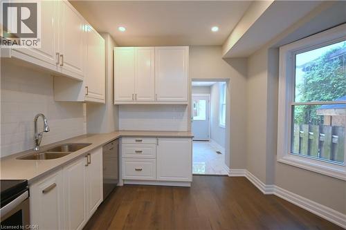 175 Forest Avenue, Hamilton, ON - Indoor Photo Showing Kitchen With Double Sink