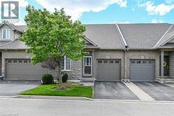 53 HALLMARK Trail  Hamilton, ON L9B 0B8