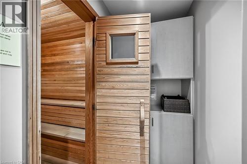 53 Hallmark Trail, Hamilton, ON - Indoor Photo Showing Other Room