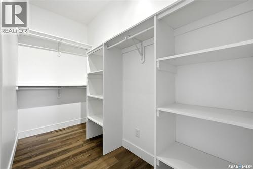 2100 Queen Street, Regina, SK - Indoor With Storage
