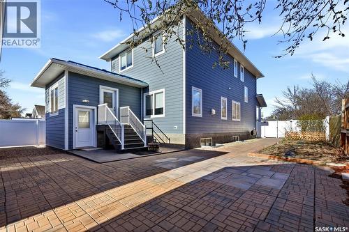 2100 Queen Street, Regina, SK - Outdoor