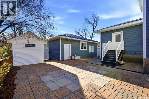 2100 Queen Street, Regina, SK - Outdoor With Exterior