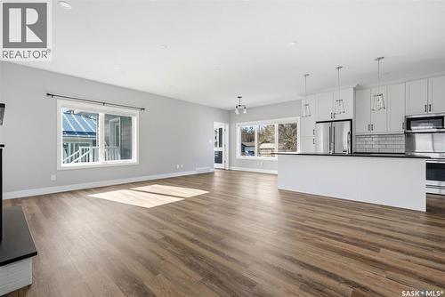 2100 Queen Street, Regina, SK - Indoor