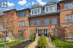 60 BELANGER CRESCENT Toronto, ON M1L 0H3