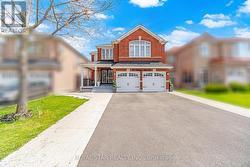 20 SUMMER MIST COURT  Brampton, ON L6R 2Z1