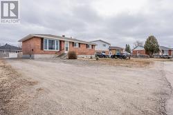 37 HAZEL STREET Kapuskasing, ON P5N 2Z7