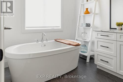 157 Ridgeview Drive, Mapleton, ON - Indoor Photo Showing Bathroom