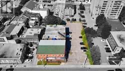 15 WELLINGTON STREET N  Hamilton (Beasley), ON L8R 1M7