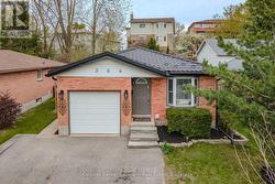 364 IMPERIAL ROAD S Guelph (Willow West/Sugarbush/West Acres), ON N1K 1L4