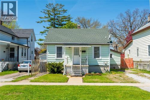 173 COTTERBURY STREET  Sarnia, ON N7T 6M2