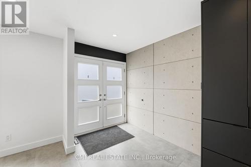 23 Logstone Crescent, Toronto, ON - Indoor Photo Showing Other Room