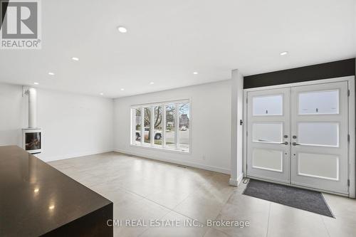 23 Logstone Crescent, Toronto, ON - Indoor