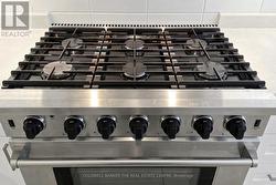 36\" gas range and cooktop. - 
