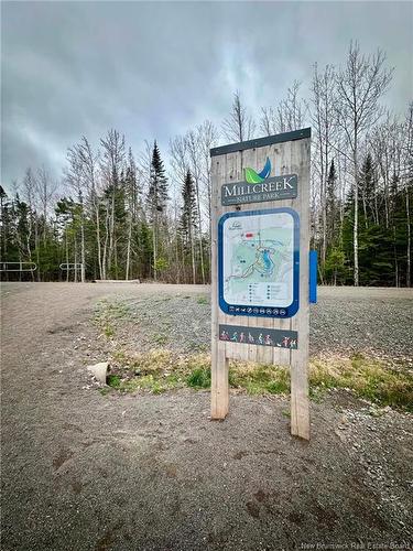 185 Oakfield Dr, Riverview, NB 