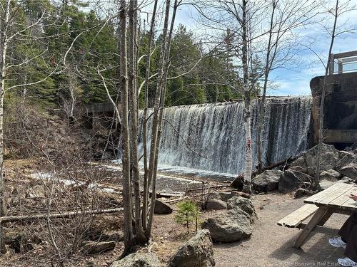 185 Oakfield Dr, Riverview, NB 