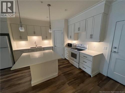 54 Hampton Road Unit# 206, Rothesay, NB - Indoor Photo Showing Kitchen