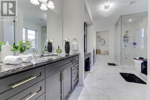 105 Morning Sparrow Drive, Vaughan, ON - Indoor Photo Showing Bathroom