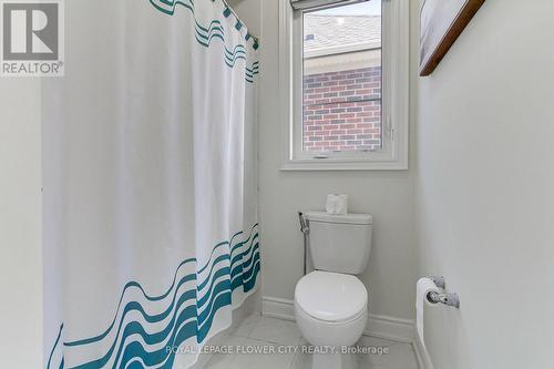105 Morning Sparrow Drive, Vaughan, ON - Indoor Photo Showing Bathroom