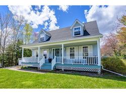 18 Pugsley ST  Fredericton, NB E3B 6J3