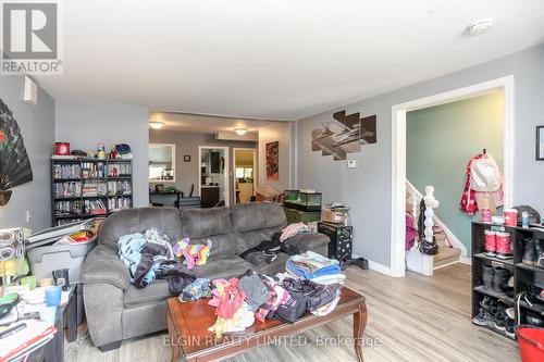 67 - 67-69 Elizabeth Street, St. Thomas, ON - Indoor Photo Showing Living Room