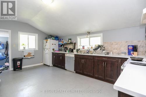 67 - 67-69 Elizabeth Street, St. Thomas, ON - Indoor Photo Showing Kitchen With Double Sink
