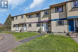 1832 STONEHENGE CRESCENT  Ottawa, ON K1B 4Z9