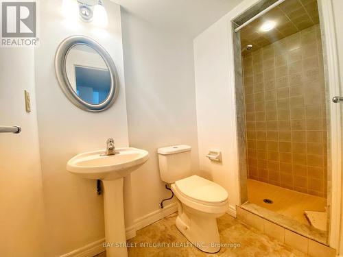 Lower 37 Sandham Crescent, Markham, ON - Indoor Photo Showing Bathroom