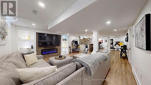 9 Confederation Drive, Uxbridge, ON - Indoor