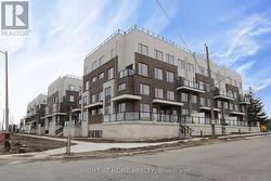 405 - 1460 WHITES ROAD Pickering (Woodlands), ON L1V 1R4