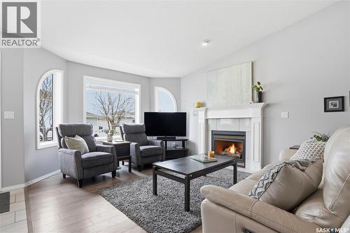 523 Pobran Crescent, Saskatoon, SK - Indoor Photo Showing Living Room With Fireplace