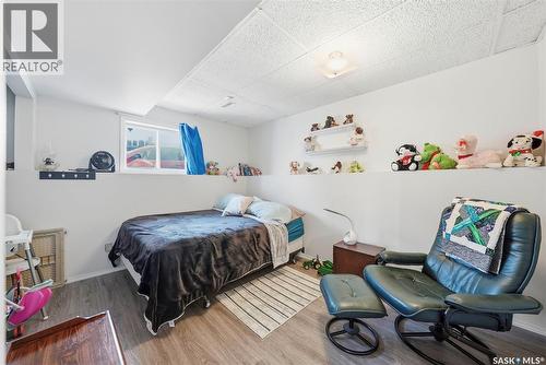 218 Ward Court, Saskatoon, SK - Indoor Photo Showing Bedroom