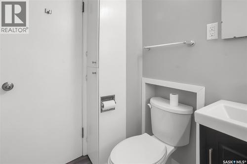 107 Cruise Street, Saskatoon, SK - Indoor Photo Showing Bathroom