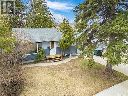 107 Cruise Street, Saskatoon, SK - Outdoor